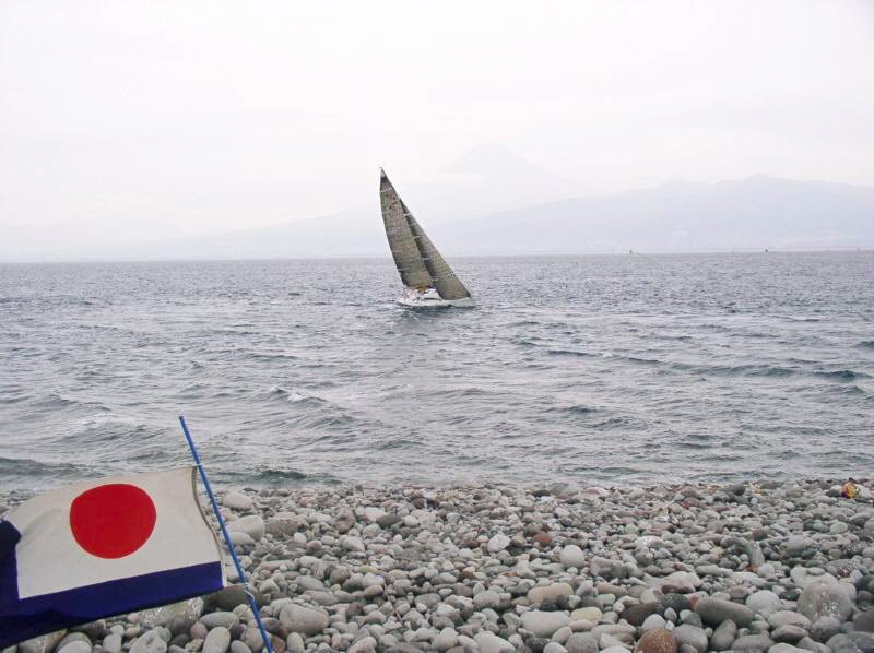 06hatuhi02.jpg